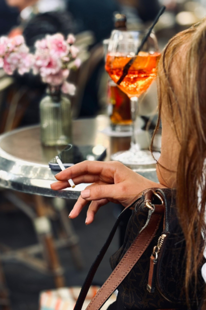 Hands of Paris