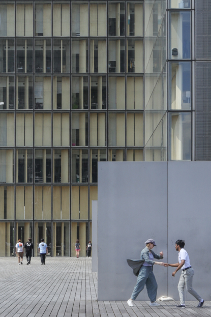 Entre les lignes